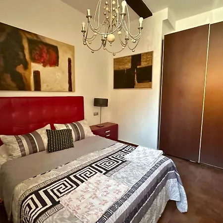 La Casa Escarlata Apartment Alicante