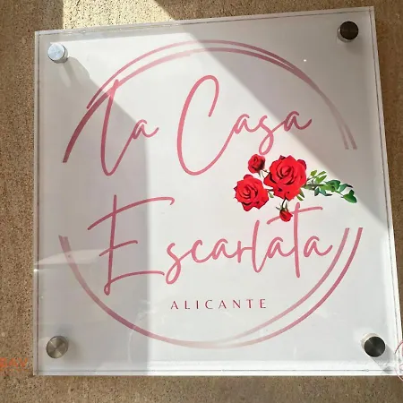 Apartment La Casa Escarlata