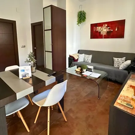La Casa Escarlata Apartment *