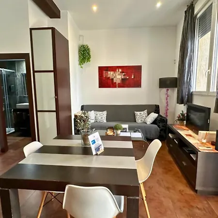 La Casa Escarlata Apartment